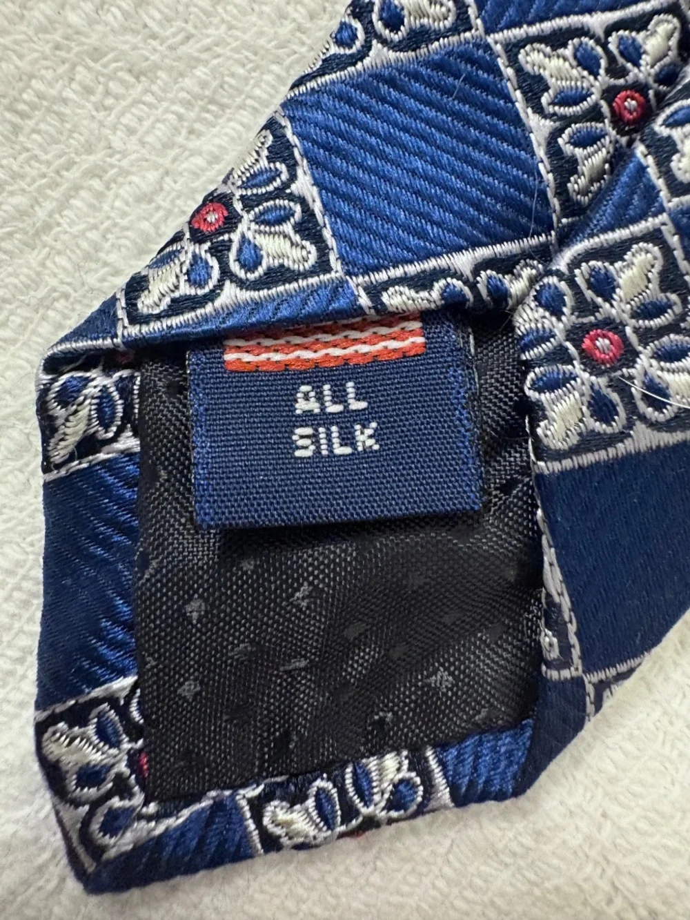 Tom James Blue Geometric Silk Tie 3.5